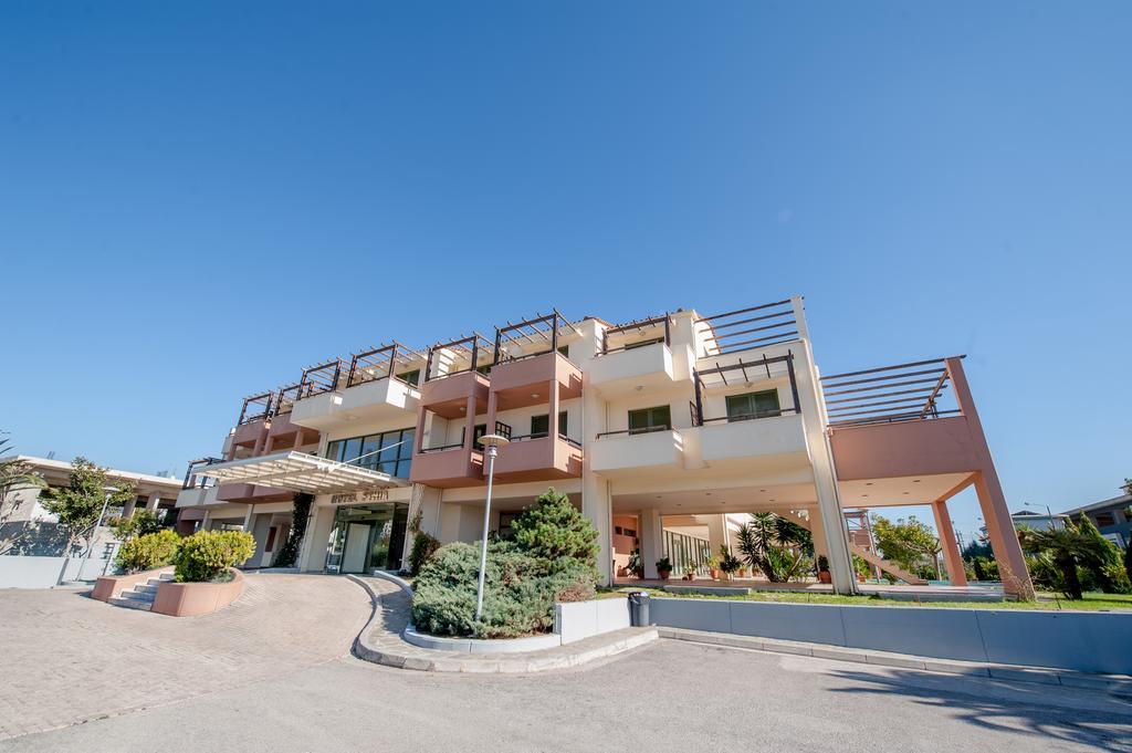 Fthia Hotel Lamia Exterior photo